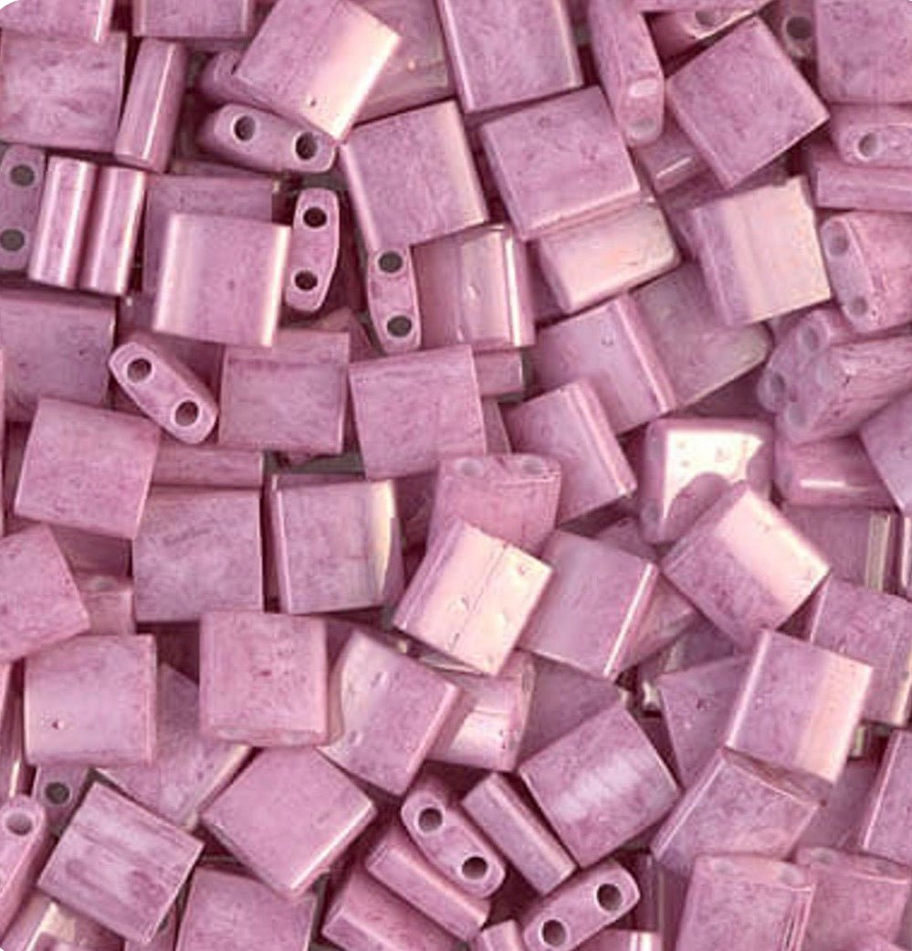Perles Miyuki Tila 5x5 mm Opaque Luster Rose 599 – Perles japonaises en verre – 50 g & 100 g perles bijoux - Perlatopia